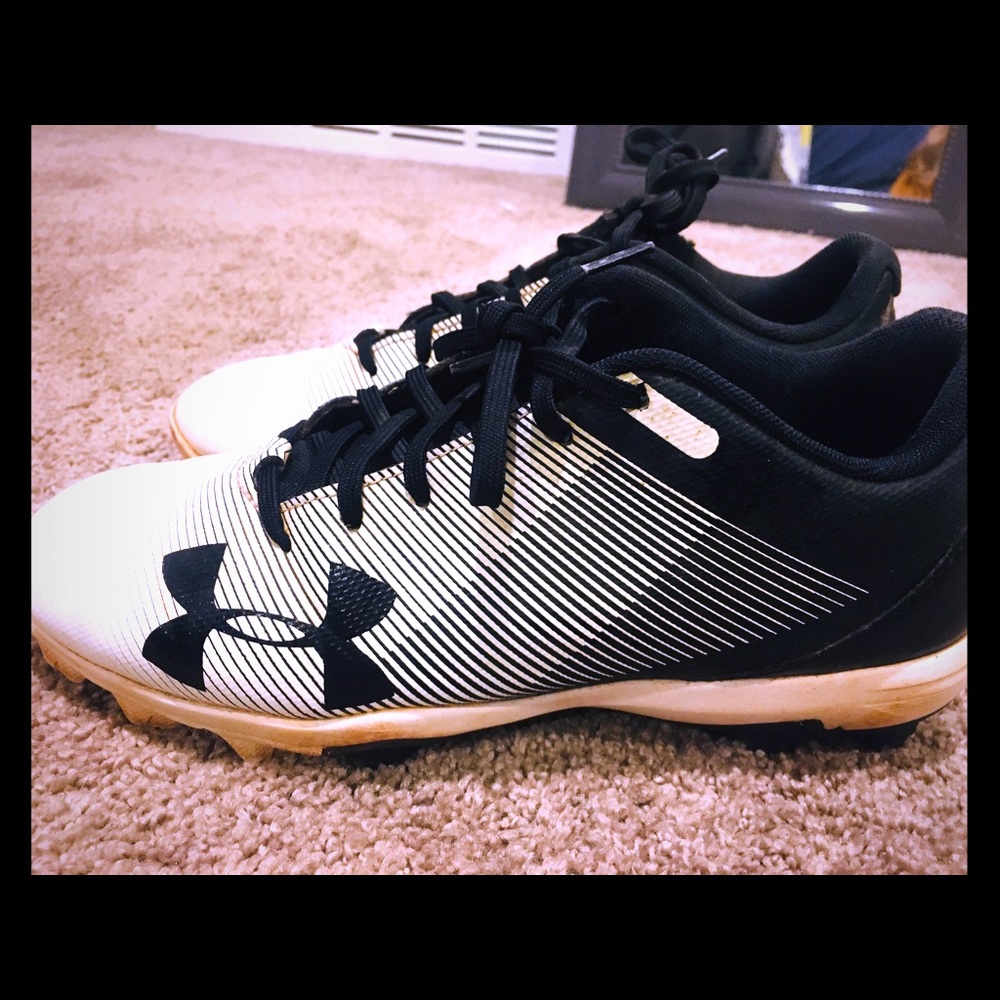Under Armour Leadoff Softball Cleats